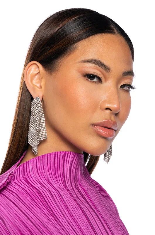 WANNA BE ME EARRING