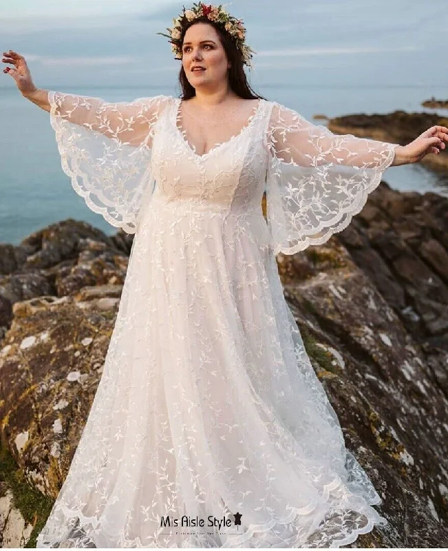 Summer Plus Size Lace Long Sleeve Boho Wedding Dress