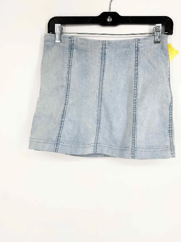 Free People Women's Light Blue mini Cotton Blend Denim Size 6 Skirt